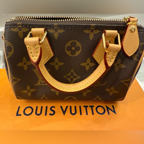 Authentic Louis Vuitton Nano Speedy - Picture 6 of 15